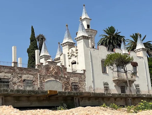Heritage, Luxury, and Boutique Investment