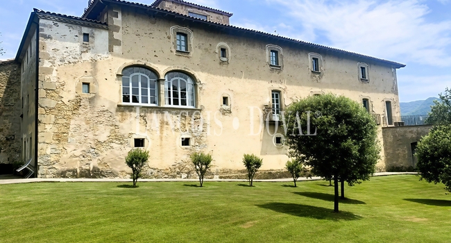 Exclusive Baroque Manor Estate with History and Prestige in the Heart of Girona