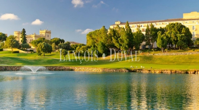 Suelo residencial en venta para promoción chalets. Golf Montecastillo. Jerez.