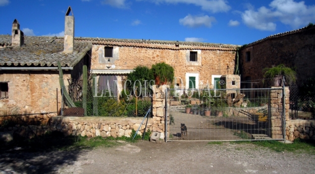 Mallorca. Finca rústica en venta ideal agroturismo. Sant Jordi.