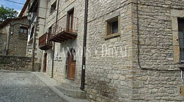 Borau. Pirineo de Huesca. Casa Rural en venta.