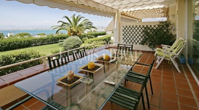 Palma De Mallorca. Chalet adosado en venta.