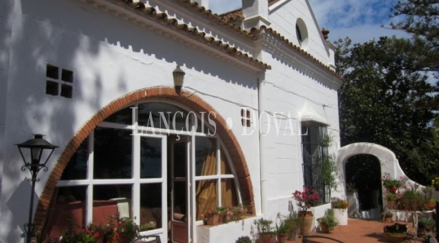 Finca y casa señorial en venta. Algeciras. Cádiz.