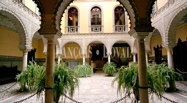 Palacios y casas señoriales en Sevilla: un recorrido histórico