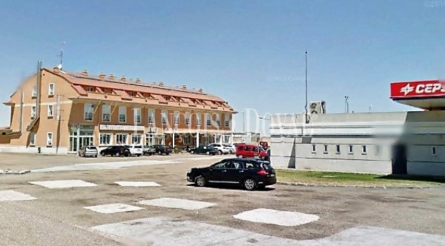 Hotel restaurante en venta. Valladolid. Siete Iglesias de Trabancos.