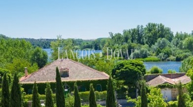 Casa señorial en venta. Zorita del Tormes. Salamanca.  