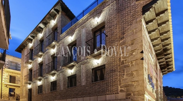 Ávila. Edificio histórico en venta actualmente hotel con encanto.