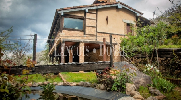 Cáceres. Casa rural en venta. Valle del Jerte. Navaconcejo.