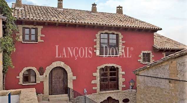 Hoya de Huesca. Hotel rural y restaurante en venta. Murillo De Gállego. Zaragoza.