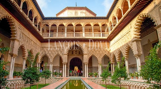 Sevilla. Casas con encanto y fincas singulares en venta y alquiler
