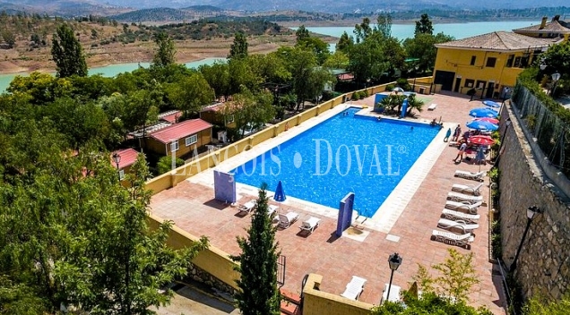 Camping y restaurante en venta. La Axarquía. Málaga