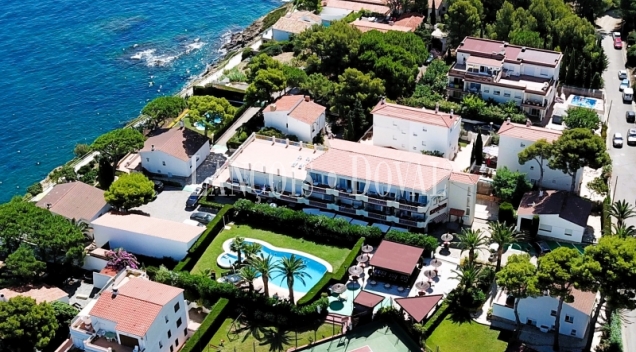Costa Brava. Inversión Turística en Venta en Primera Línea de Mar Costa Brava. Inversión Turística en Venta en Primera Línea de Mar