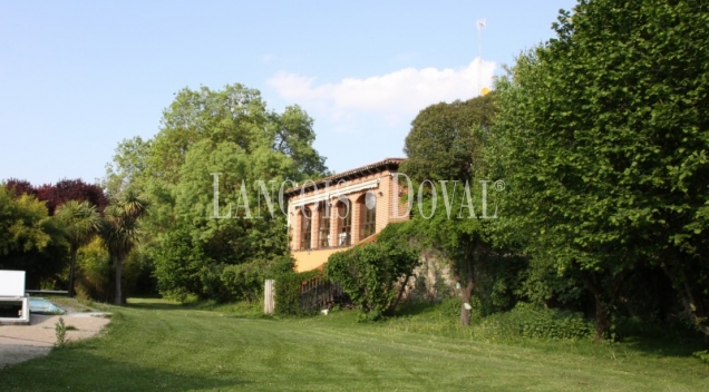 Simancas. Valladolid Finca y casa señorial en venta