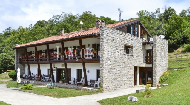 Asturias. Un hotel rural en venta. Parque Natural de Redes, Concejo de Caso.