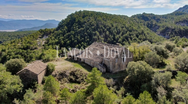 Huesca Sobrarbe. Venta finca forestal. Borda y casa a rehabilitar. 