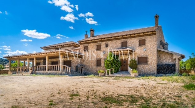 Gran coto de caza en venta. Albacete. Yeste. Finca agrícola y ganadera