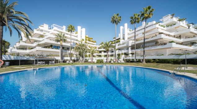Marbella. Terrazas Las Lomas. Exclusivo Piso en venta. Vistas al mar