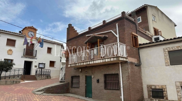 Serranía de Cuenca. Casa rural con encanto rústico en venta. Portilla. 