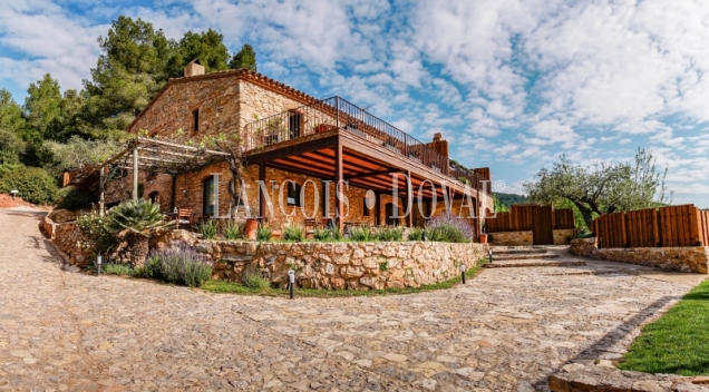 Tarragona. Una exclusiva masía en venta. Hotel boutique.