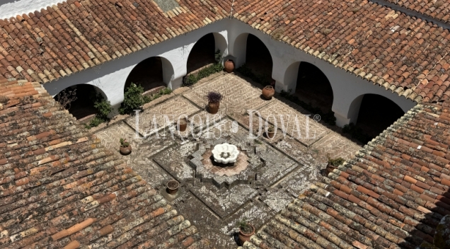 Sevilla. Cazalla de la Sierra. Finca y cortijo en venta con coto de caza Sevilla. Cazalla de la Sierra. Finca y cortijo en venta con coto de caza