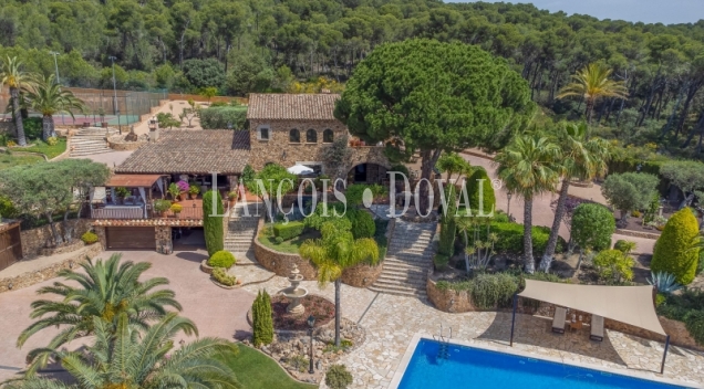 Baix Empordà. Una exclusiva masia en venta en la Costa Brava