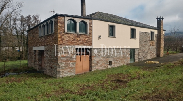 Lugo. Casa rural de piedra en venta junto Camino de Santiago