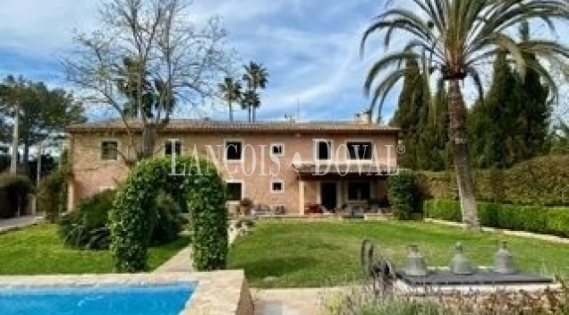 Mallorca. Finca en venta con casa reformada en Santa María del Camí.