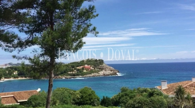 Cala Provensals. Terreno en venta con proyecto para chalet exclusivo. Mallorca