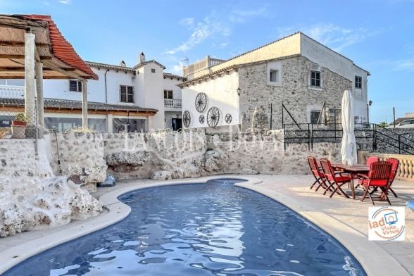 Mallorca. Finca singular en venta. Ideal hotel rural con encanto.