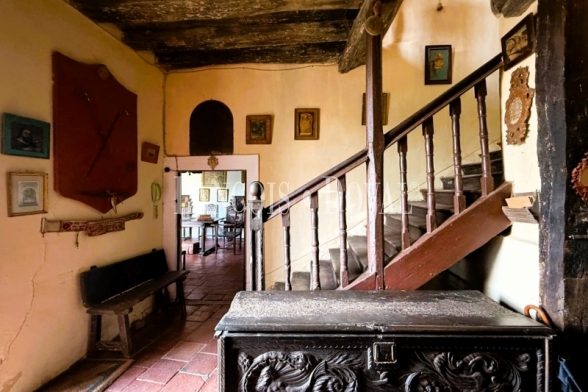 León. Una antigua Casa de campo en venta. Grajal de Campos
