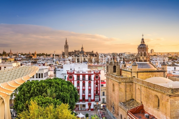 Sevilla. Centro histórico. Casa en venta. Posibilidad dos viviendas 