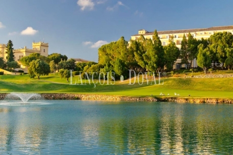 Suelo residencial en venta para promoción chalets. Golf Montecastillo. Jerez.