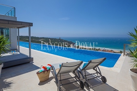 Villa en venta.  Zahara de los Atunes. Vistas al mar