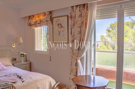Calvià. Bendinat. Exclusivo Chalet adosado en venta en cas Catalá