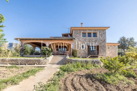 Mallorca. Casa señorial en venta en Es Raiguer. Alaró
