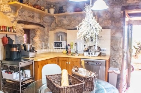 Mallorca. Una singular Casa rústica en venta en Andratx