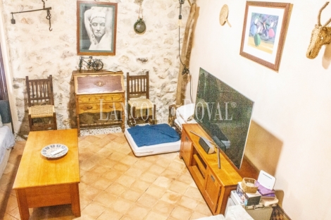 Mallorca. Una singular Casa rústica en venta en Andratx