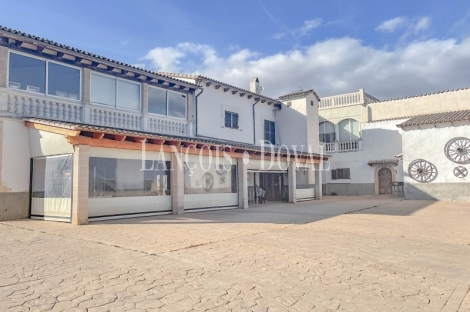 Mallorca. Finca singular en venta. Ideal hotel rural con encanto.