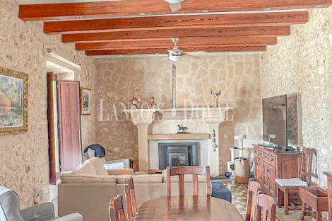Mallorca. Finca singular en venta. Ideal hotel rural con encanto.