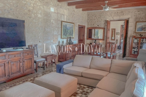 Mallorca. Finca singular en venta. Ideal hotel rural con encanto.