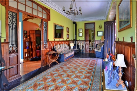 Cantabria. Posada Rural en venta. Antigua Casona del Siglo XV en Colindres.