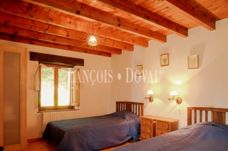 Casa rural tradicional en venta. Vistas Picos, Asturias propiedades singulares