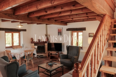 Casa rural tradicional en venta. Vistas Picos, Asturias propiedades singulares