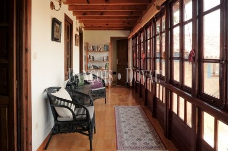 Casa rural tradicional en venta. Vistas Picos, Asturias propiedades singulares