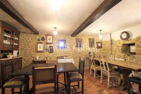 Asturias. Casa señorial histórica en venta actualmente hotel con encanto.