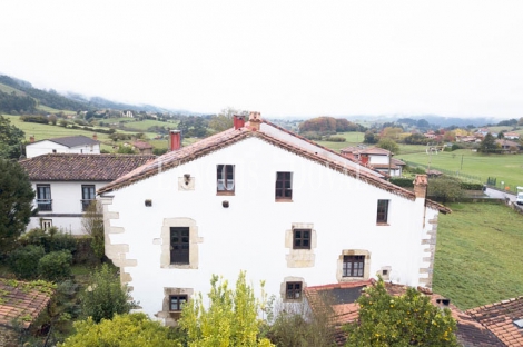 Asturias. Casa señorial histórica en venta actualmente hotel con encanto.