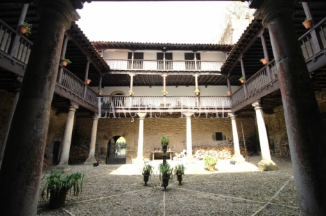 Asturias. Casa palacio en venta siglo XVI. Concejo de Salas. 