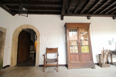 Asturias. Casa palacio en venta siglo XVI. Concejo de Salas. 