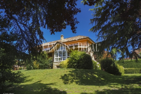 Gijón. Cabueñes. Exclusivo chalet en venta cerca de la costa.