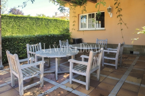 Gijón. Cabueñes. Exclusivo chalet en venta cerca de la costa.